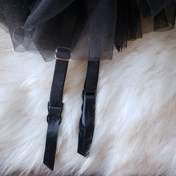 EUC Victoria's Secret Corset Top - Picture 3 of 4